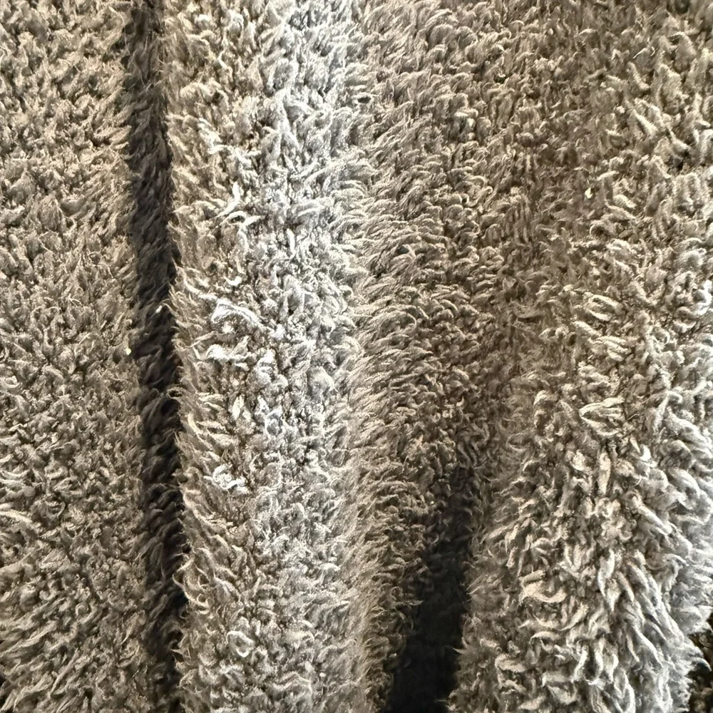 Barefoot Dreams Fleece Robe - Picture 5 of 5